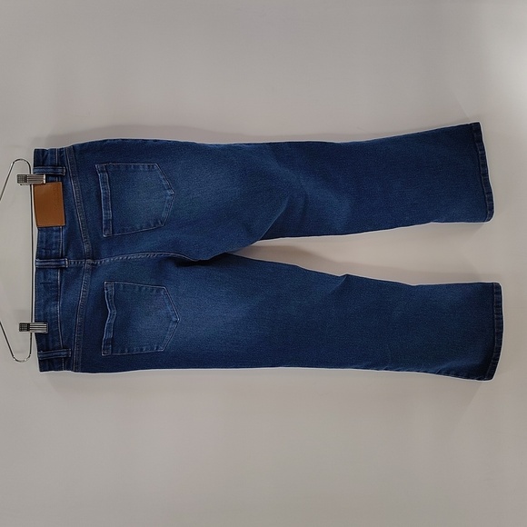 Tahari Denim Jeans Size 10P Blue Crop Stretch Front Leg Seams Mid Rise - Picture 3 of 4